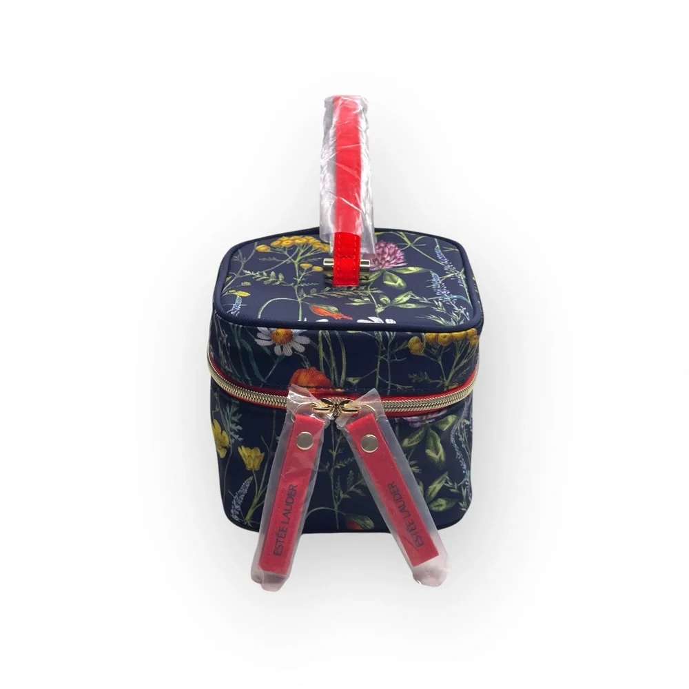 new Estee Lauder ❀ 7 PC Skincare Makeup Travel Gift Set ❀ Zip Around Bag